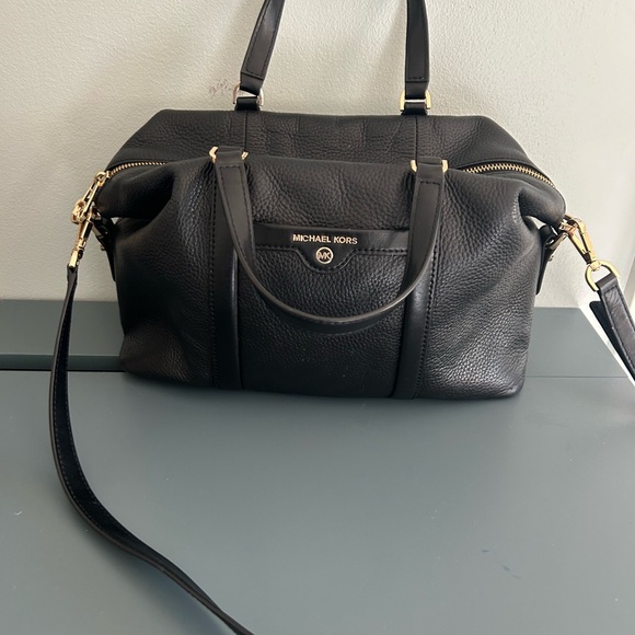 Michael Kors Black Leather Satchel EUC - Picture 4 of 8